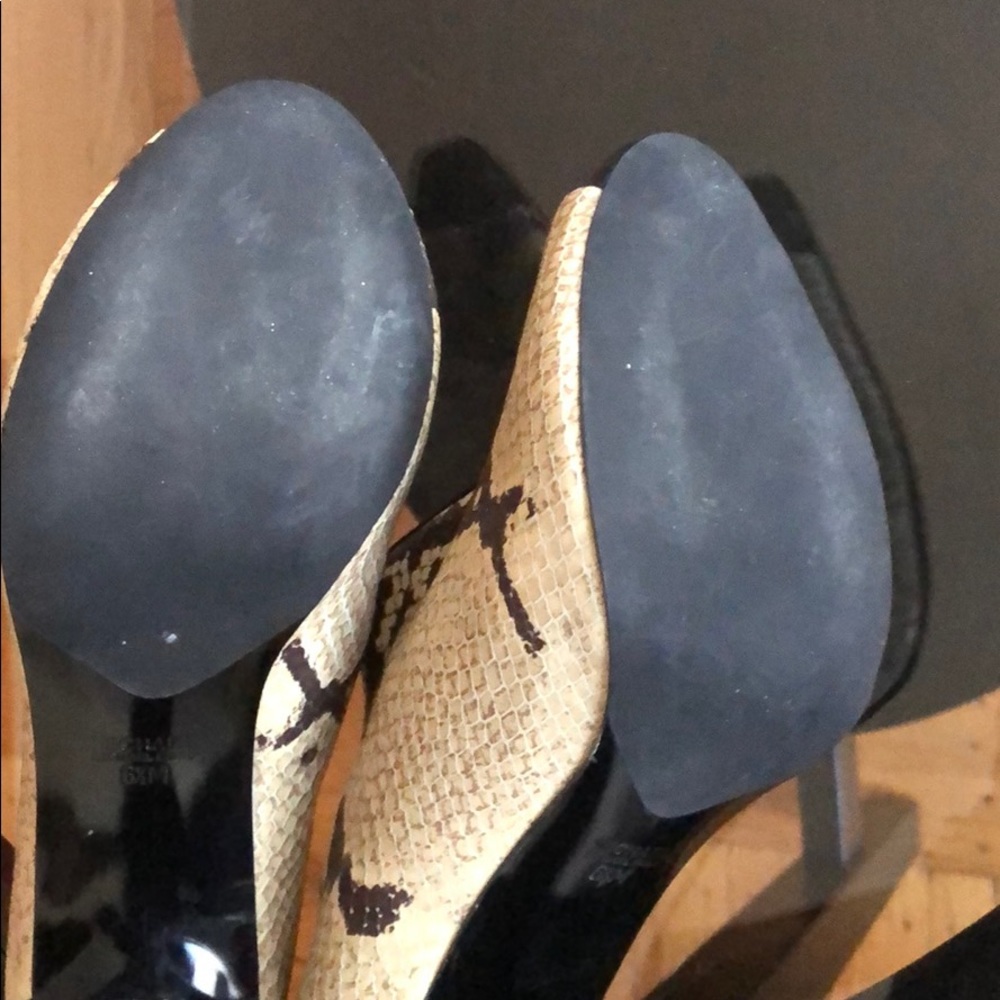 Michael Kors Shoes - Picture 6 of 8
